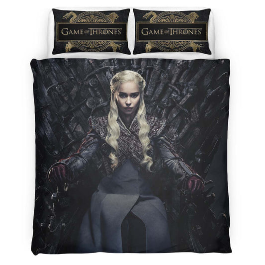 Daenerys Targaryen on the Iron Throne Duvet Cover