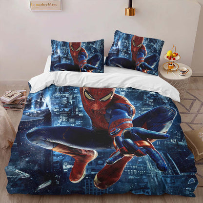 Spider-man in the city 2 Duvet Cover 2